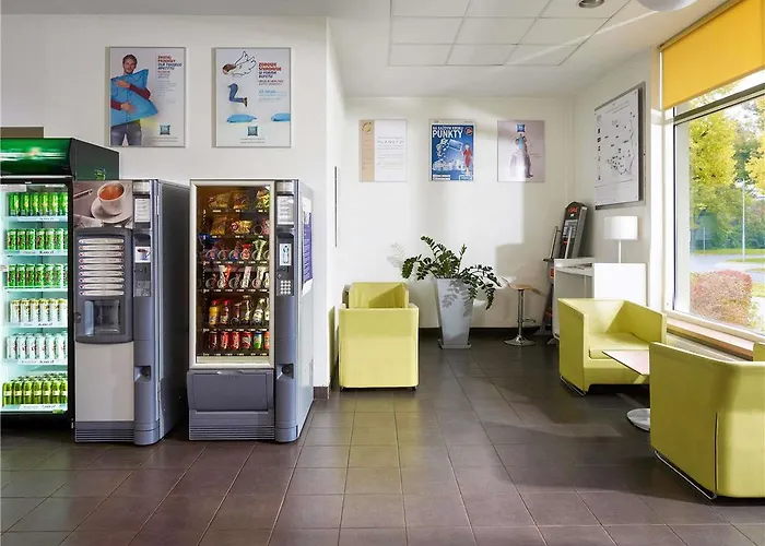 Ibis Budget Poludnie فندق