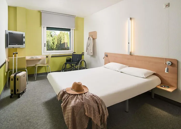 Ibis Budget Poludnie *