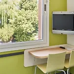 Ibis Budget Poludnie Отель