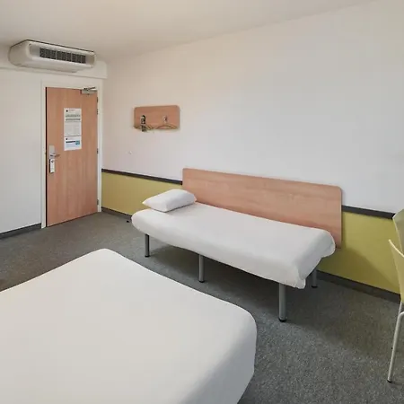 Ibis Budget Poludnie * 弗罗茨瓦夫