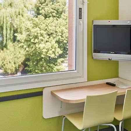 Ibis Budget Poludnie Отель