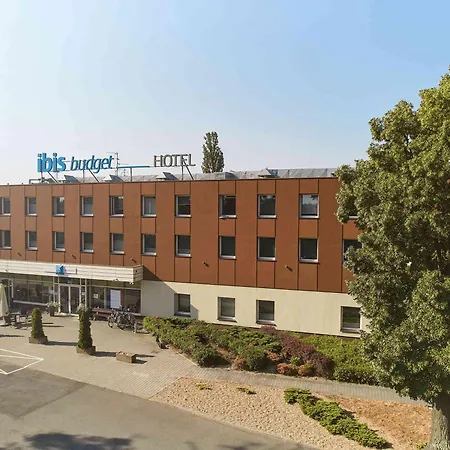 Ibis Budget Poludnie 호텔 *
