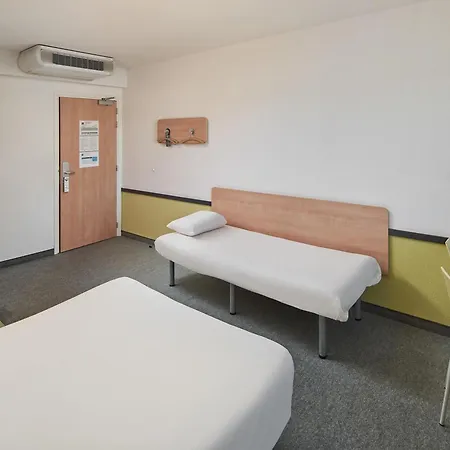 Ibis Budget Poludnie 酒店 *