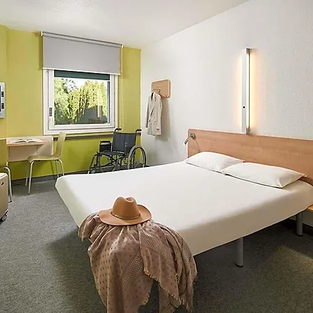 Ibis Budget Poludnie Otel