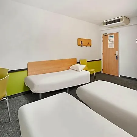 Ibis Budget Poludnie Hotel *