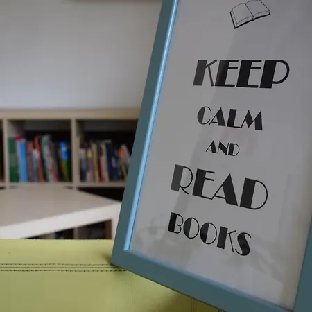 Ibis Budget Poludnie Отель *